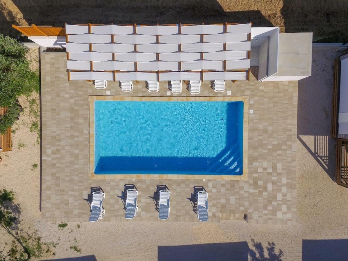 Apartments Medanic - Private Pool Привлака Экстерьер фото